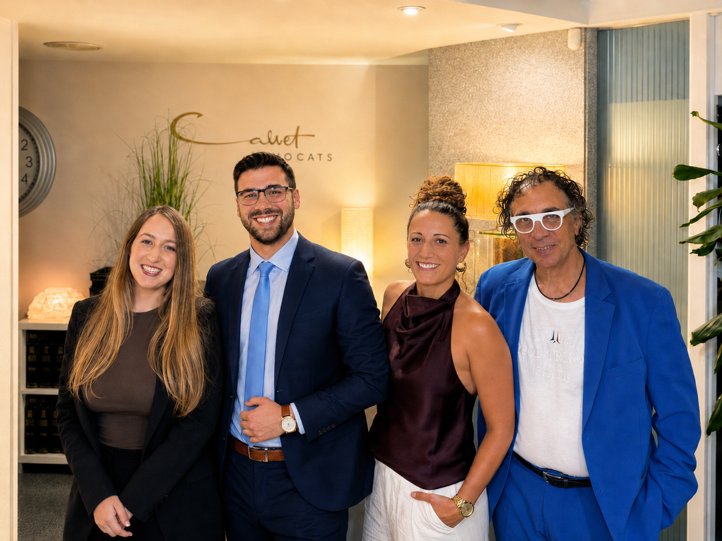 Equipo de Calvet Advocats en la recepción del despacho de abogados en Manresa